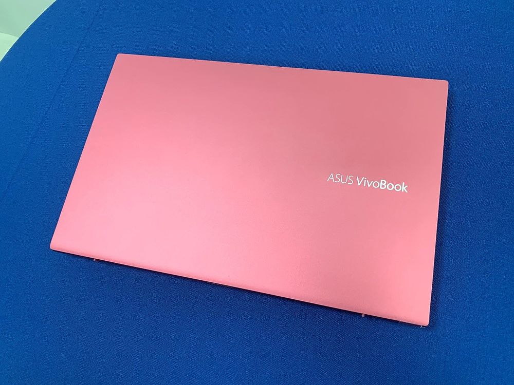 華碩 Vivobook S15 狠想紅：超美新色震撼登場！